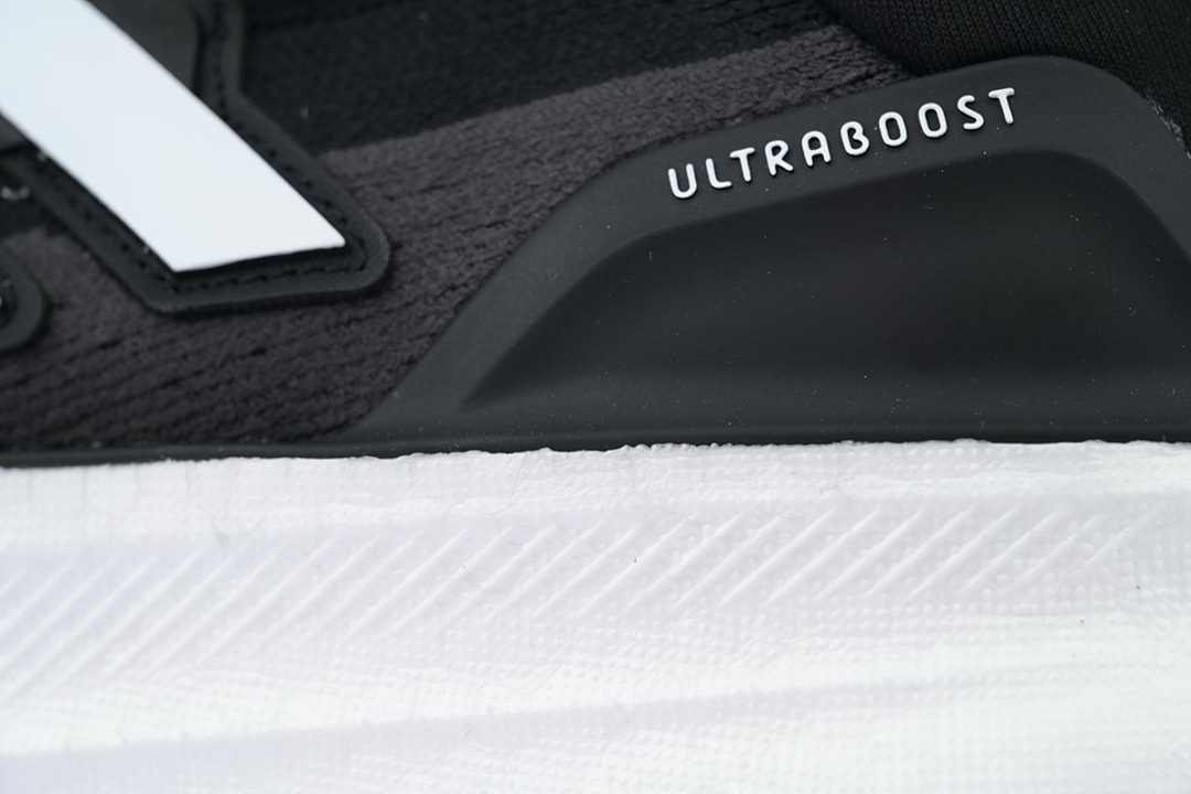 Black Grey 8880-14 Adidas Ultraboost 5 'Core Black' - Image 9