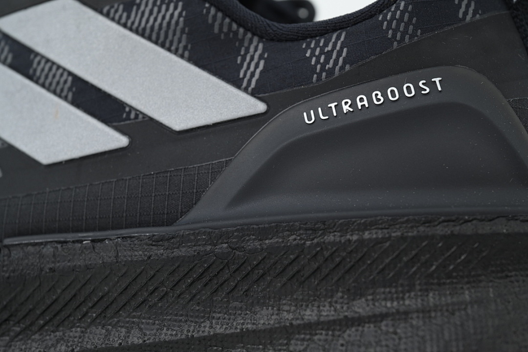 Adidas UltraBoost 5 TR Black Silver - Image 5
