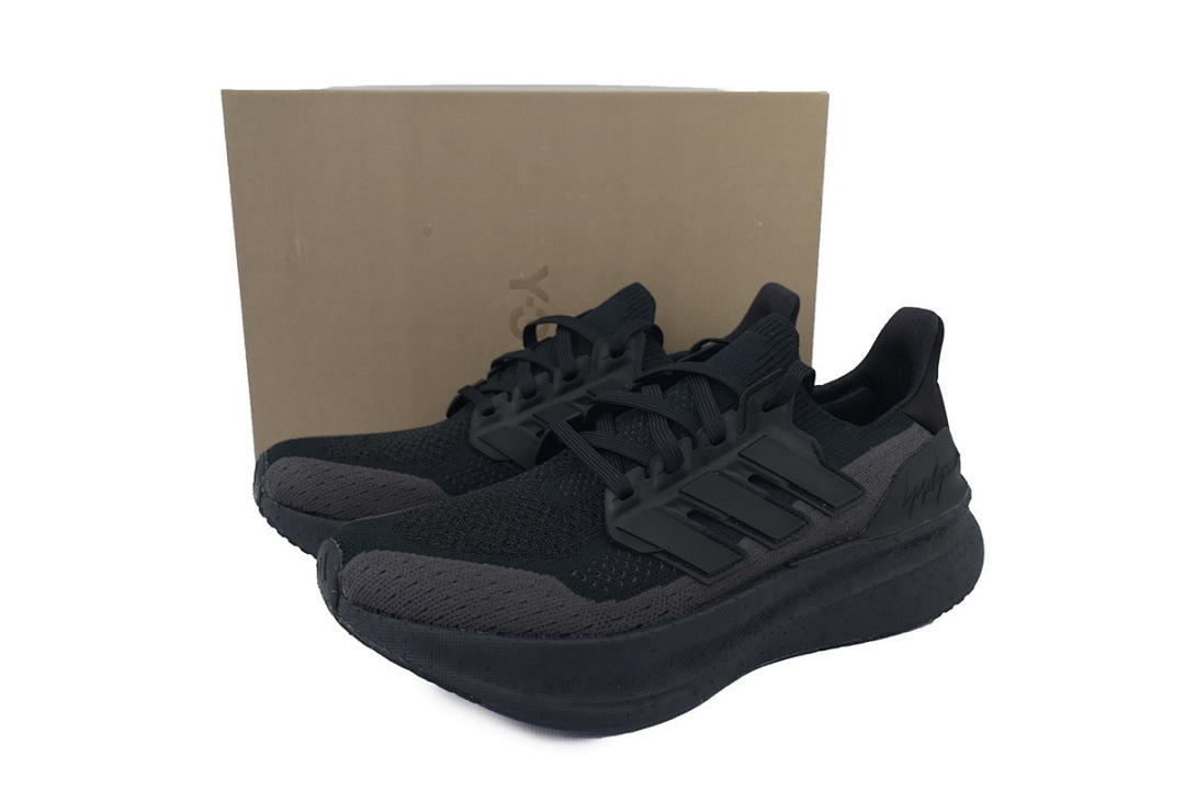 Y3Collab Adidas Y-3 Ultra Boost 5 'Carbon' J4 - Image 3