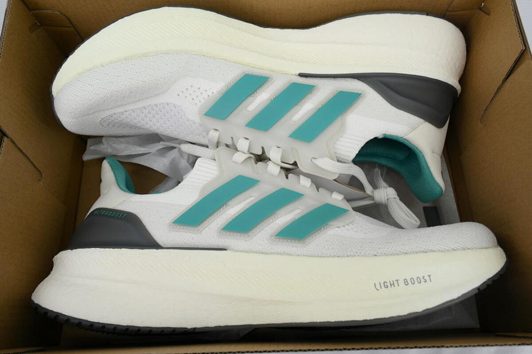 Adidas Ultraboost 5 White Light Green - Image 5
