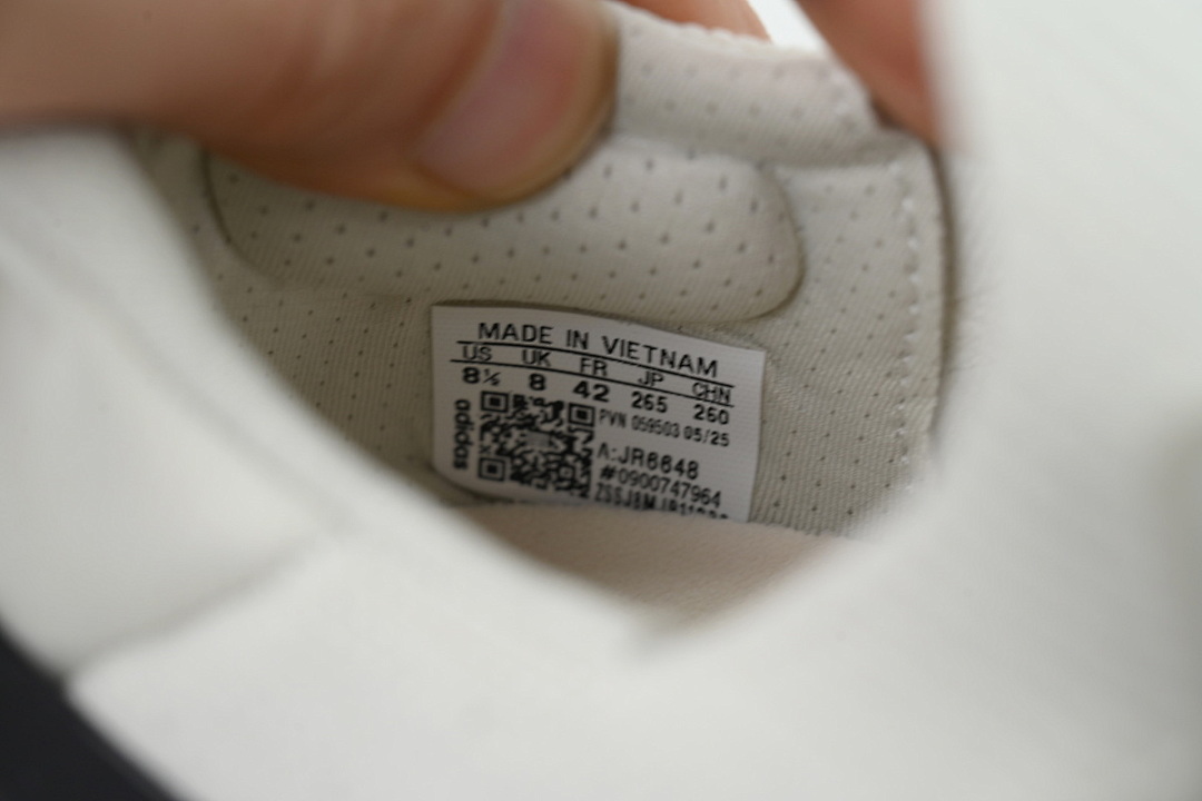 Adidas Y-3 UltraBoost 5 'Grey' - Image 8