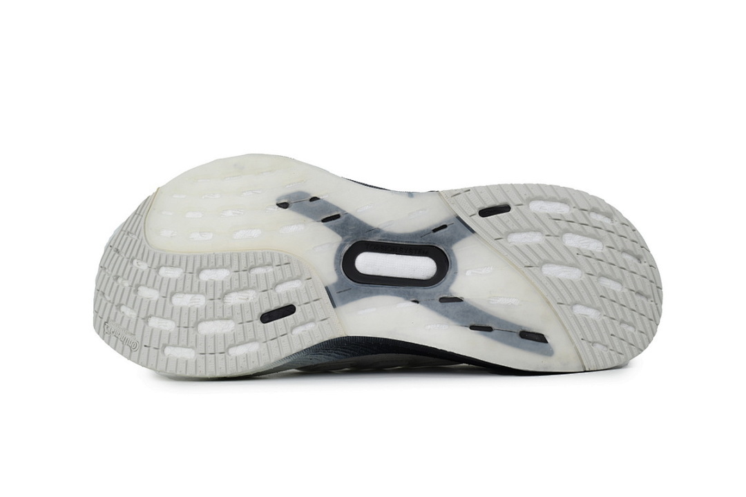 Adidas Y-3 UltraBoost 5 'Grey' - Image 10