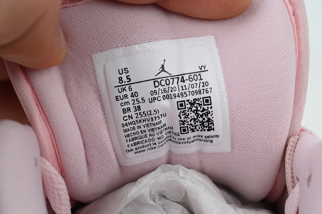 Wmns Air Jordan 1 Low 'Arctic Pink Gum' - Image 11