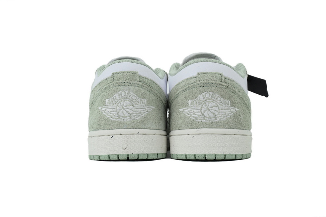 Air Jordan 1 Low SE 'Seafoam'