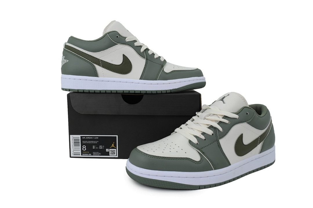 Green White -300 1 553558-300 Wmns Air Jordan 1 Green White - Image 9