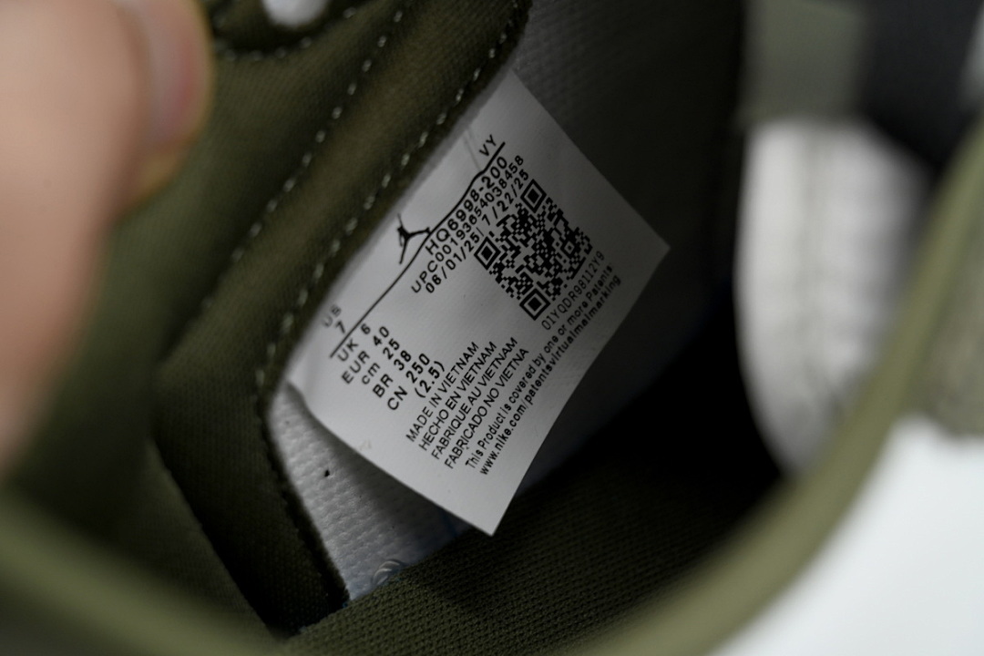 Air Jordan 1 Retro Low 'Medium Olive' - Image 2