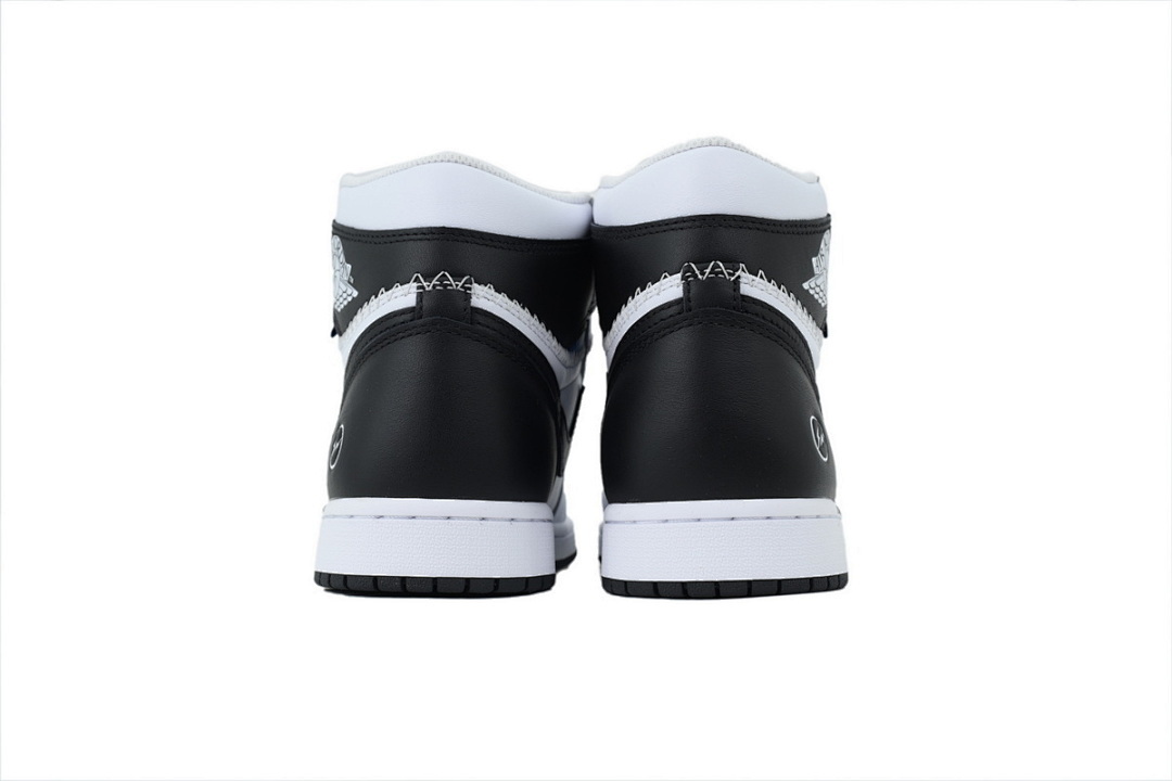 Union LA x Air Jordan 1 Retro Lightning UN Black And White - Image 11