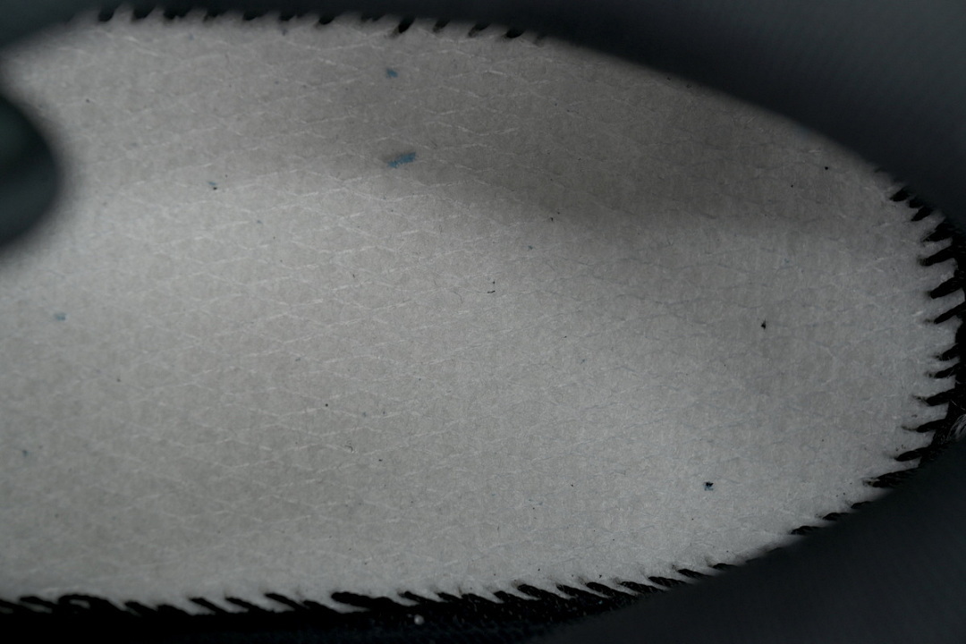 Black White -14 9060 U9060AAA 9060 'Black White' - Image 7