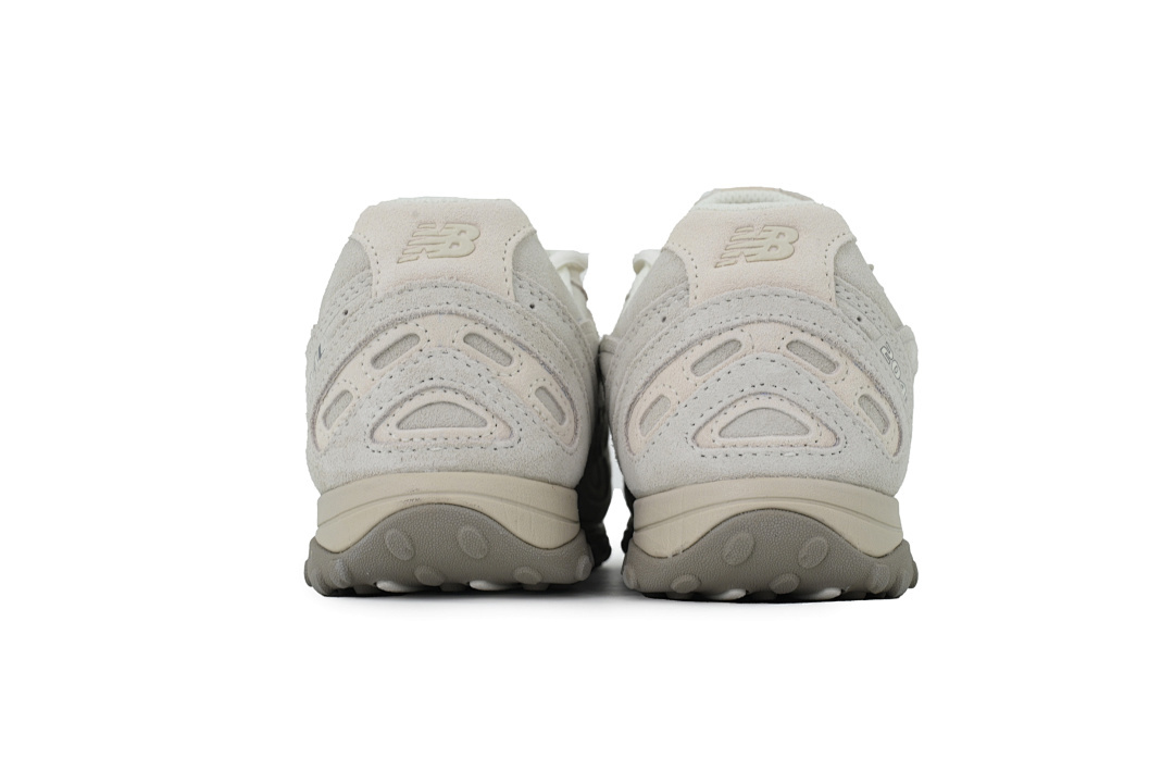 White LMMC U204 U204LMMC New Balance 204L 'Timberwolf Linen'