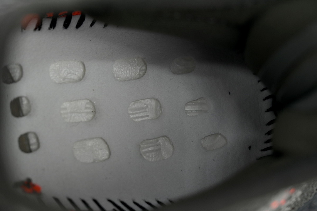 adidas Yeezy 350 V2 Green Grey - Image 11