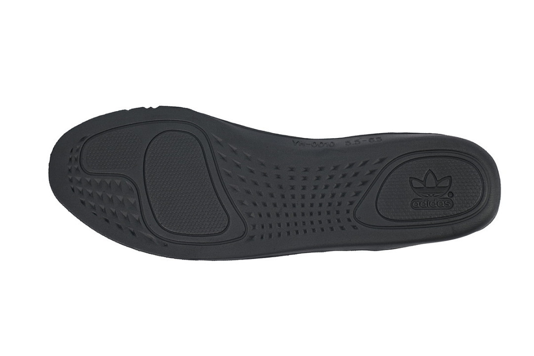 adidas Yeezy 350 V2 Dark Salt - Image 2