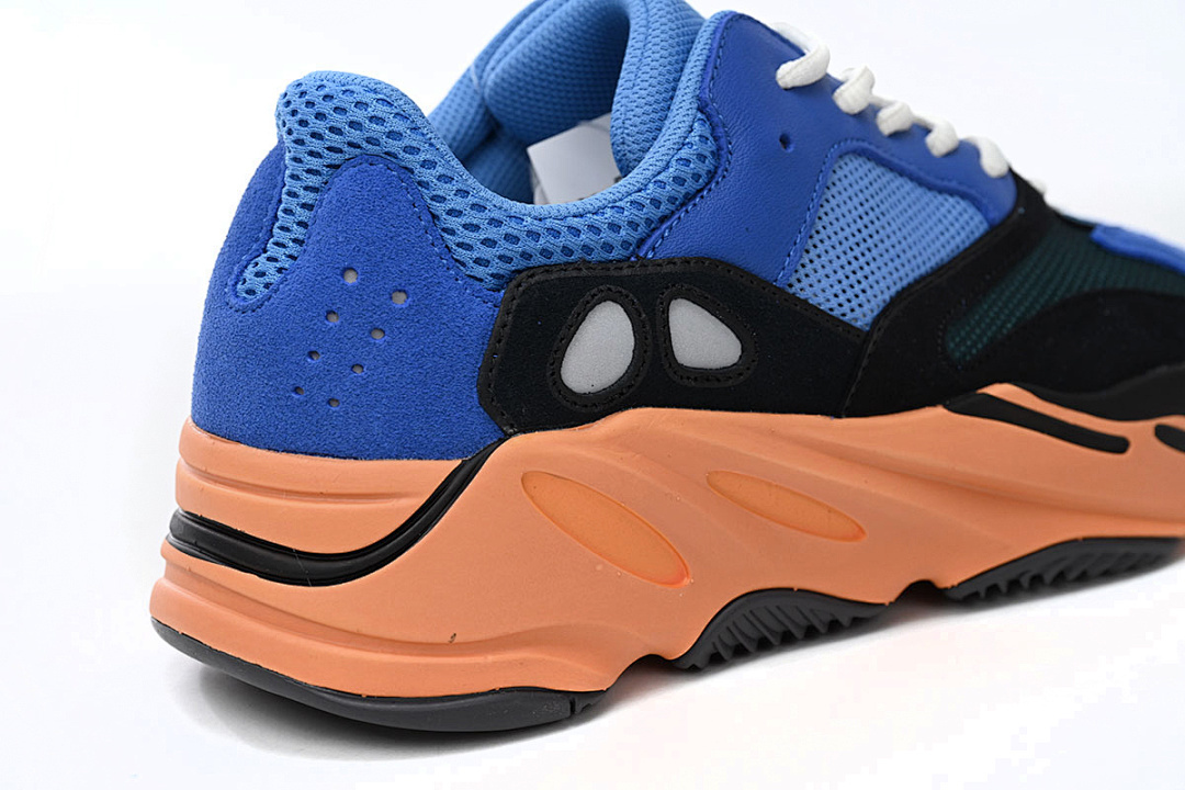 Yeezy Boost 700 BRBLUE - Image 8