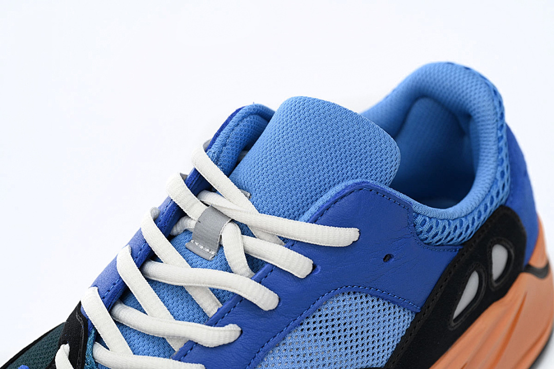 Yeezy Boost 700 BRBLUE - Image 10