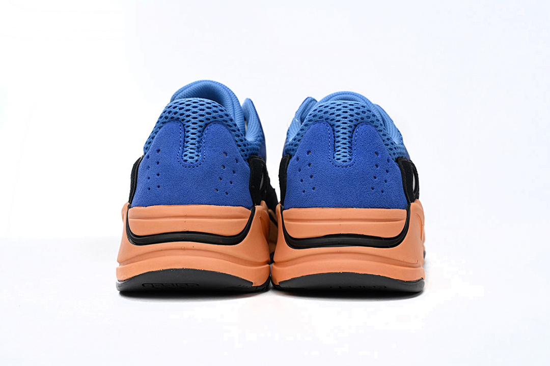 Yeezy Boost 700 BRBLUE - Image 13
