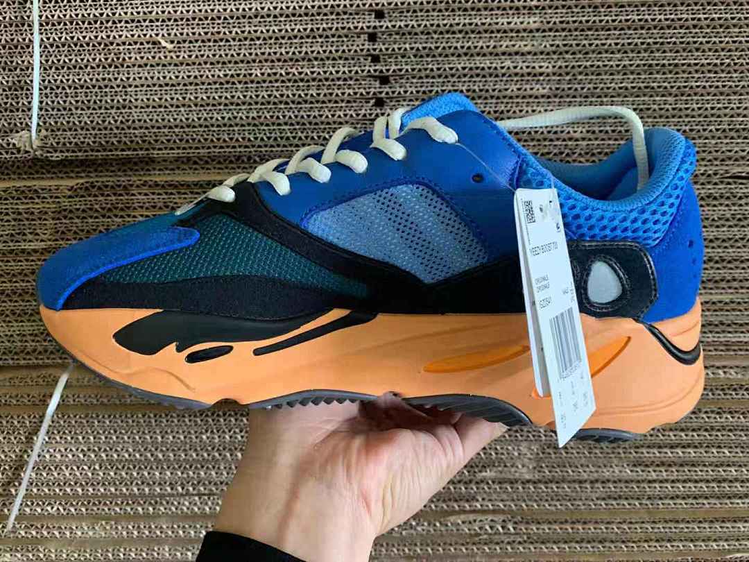 Yeezy Boost 700 BRBLUE - Image 16